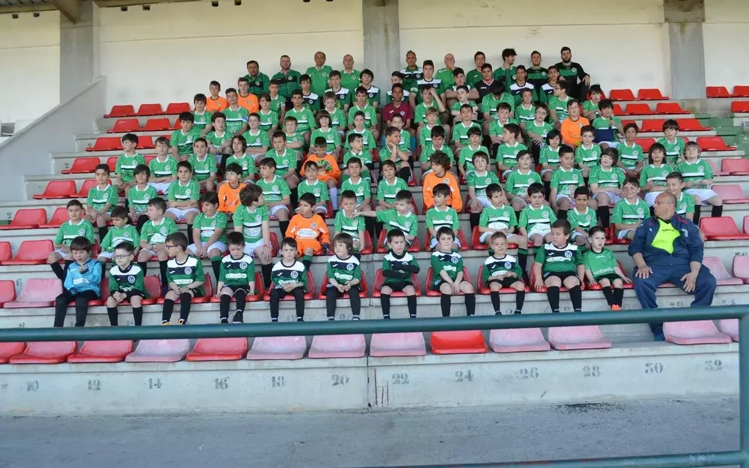 BUSCAMOS XOGADORES PARA OS NOSOS EQUIPOS